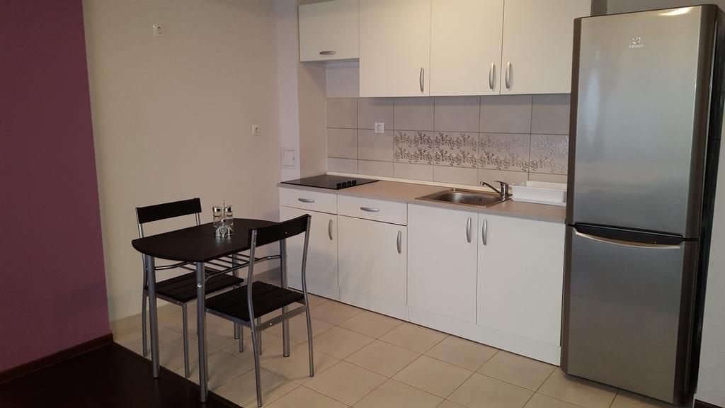 Sunlight Studio Apartment Oradea Exteriör bild