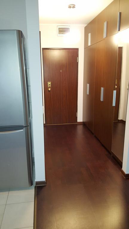Sunlight Studio Apartment Oradea Exteriör bild